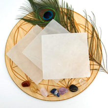 Load image into Gallery viewer, Selenite Charging Plate