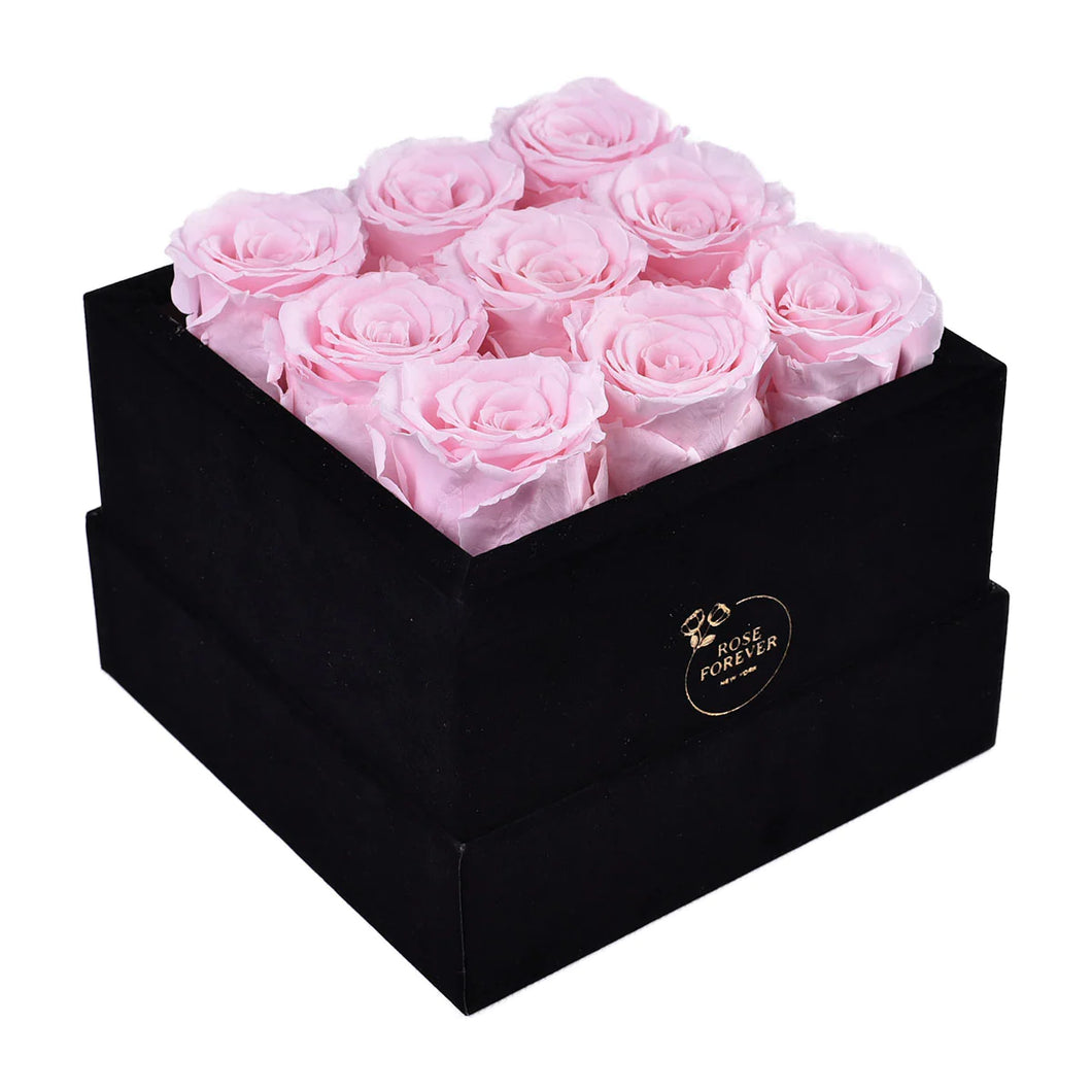 Light pink roses bouquet